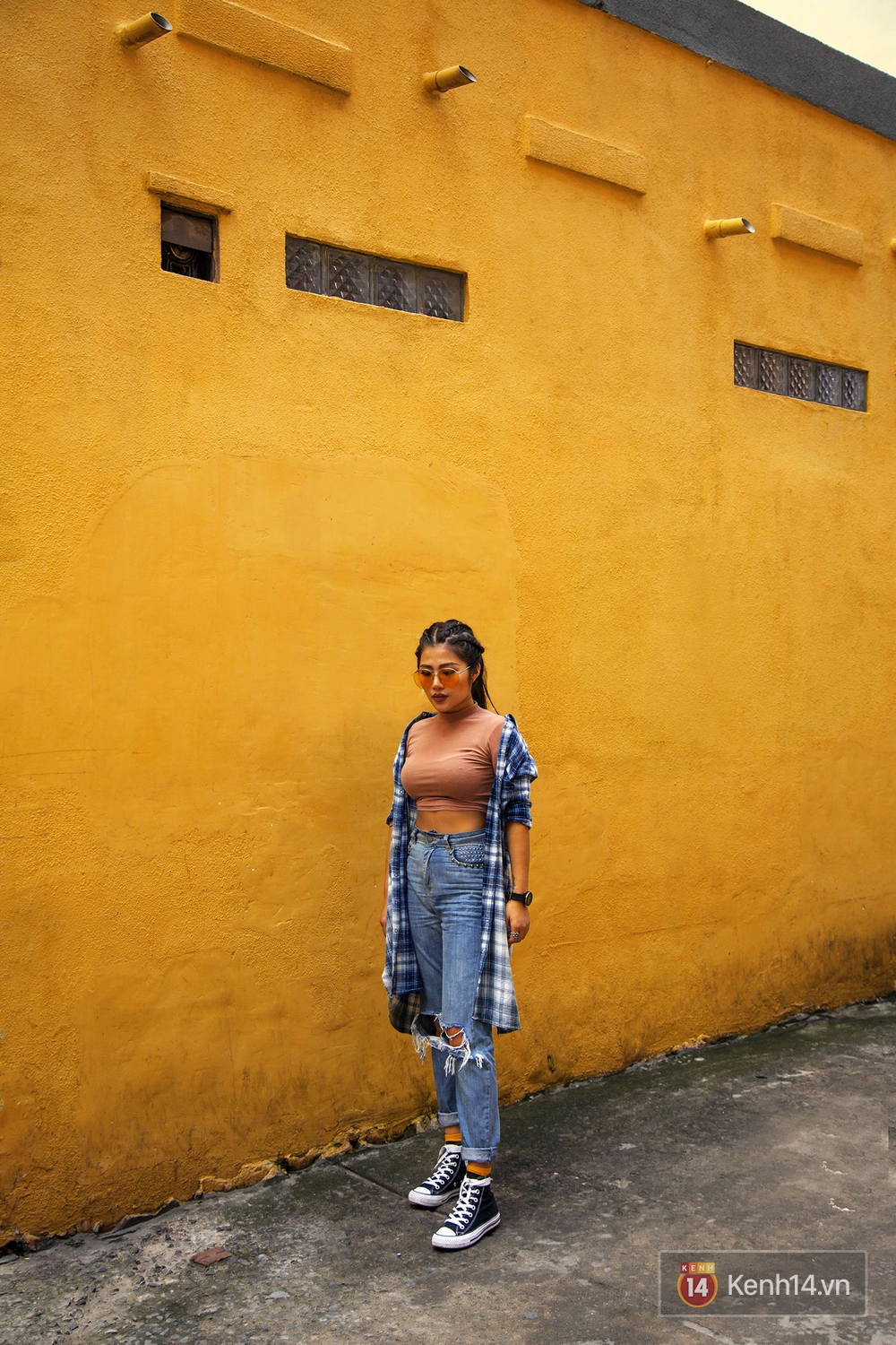 Street style 2 miền: Phong cách bụi bặm lên ngôi, bạn trẻ nào cũng chất bá cháy - Ảnh 8. Street style 2 miền: Phong cách bụi bặm lên ngôi, bạn trẻ nào cũng chất bá cháy - Ảnh 8.