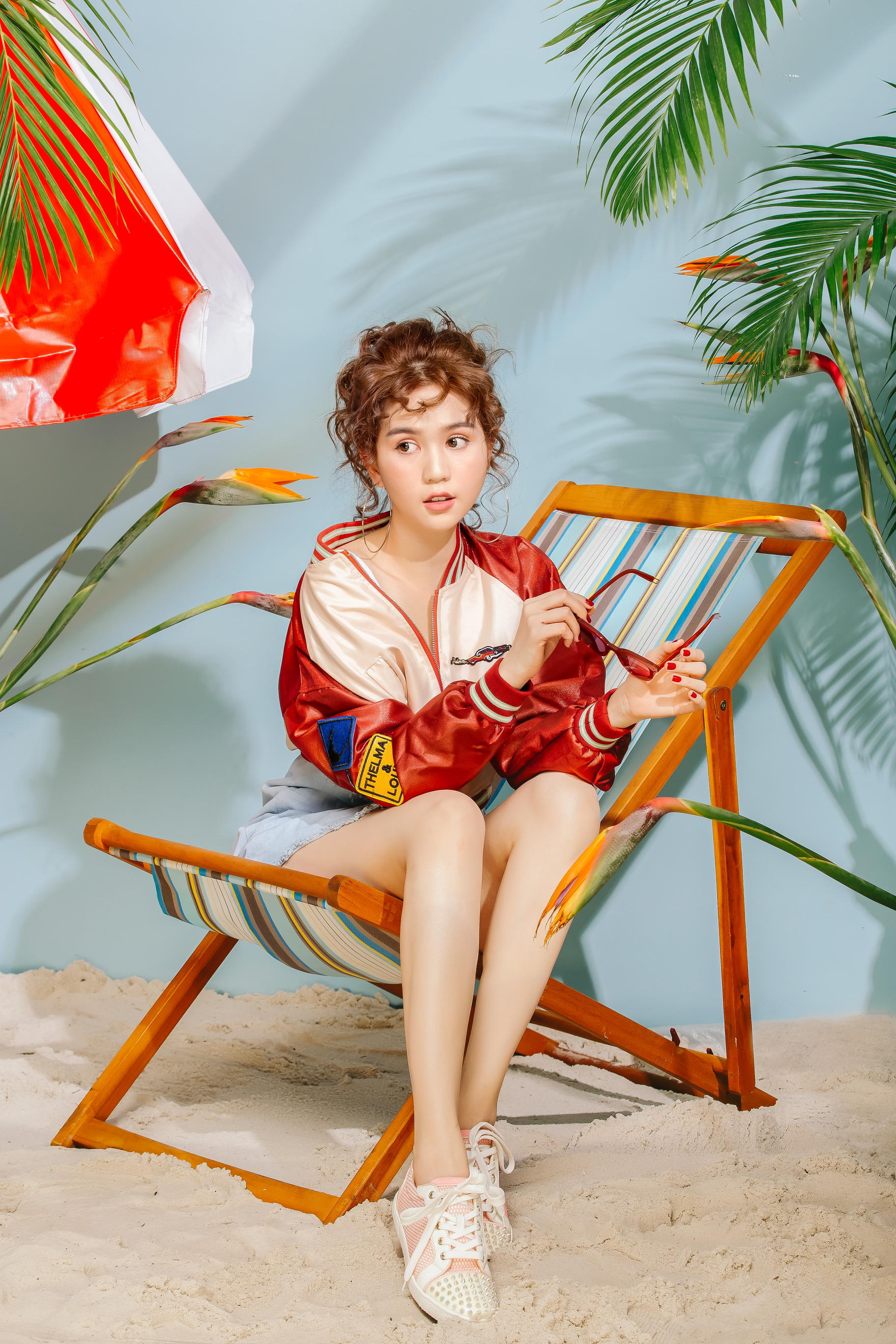 Đổi gi&oacute; với t&oacute;c b&agrave; c&ocirc; H&agrave;n Quốc xoăn t&iacute;t, Ngọc Trinh vẫn kh&ocirc;ng c&oacute; dấu hiệu gi&agrave; đi - Ảnh 3.