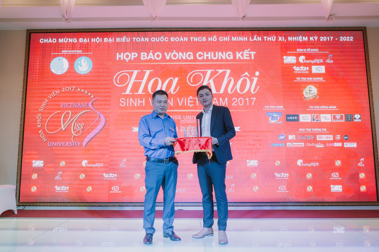 Cuối tuần này, 45 nữ sinh tài năng nhất sẽ cùng tranh tài trong đêm Chung kết Hoa khôi sinh viên Việt Nam - Ảnh 3. Cuối tuần này, 45 nữ sinh tài năng nhất sẽ cùng tranh tài trong đêm Chung kết Hoa khôi sinh viên Việt Nam - Ảnh 3.