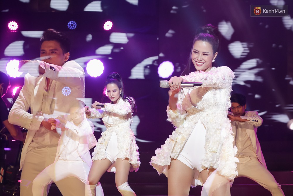 Nữ sinh ĐH Tây Đô cao 1m74 đăng quang Hoa khôi Sinh viên Việt Nam 2017 - Ảnh 17. Nữ sinh ĐH Tây Đô cao 1m74 đăng quang Hoa khôi Sinh viên Việt Nam 2017 - Ảnh 17.