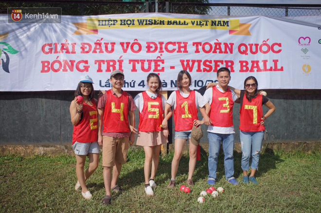 Giới trẻ Việt Nam ngày càng hứng thú với môn thể thao vắt óc ném bóng - Ảnh 1.