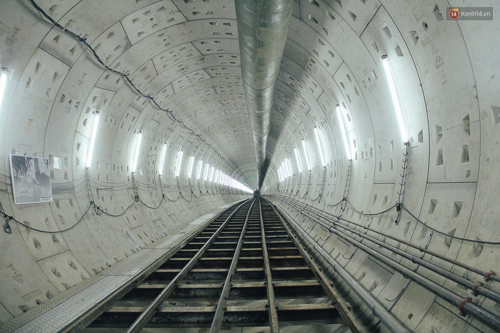 Robot “siêu khủng” gần 4 triệu USD đã xuyên thủng 781m dưới lòng đất ...