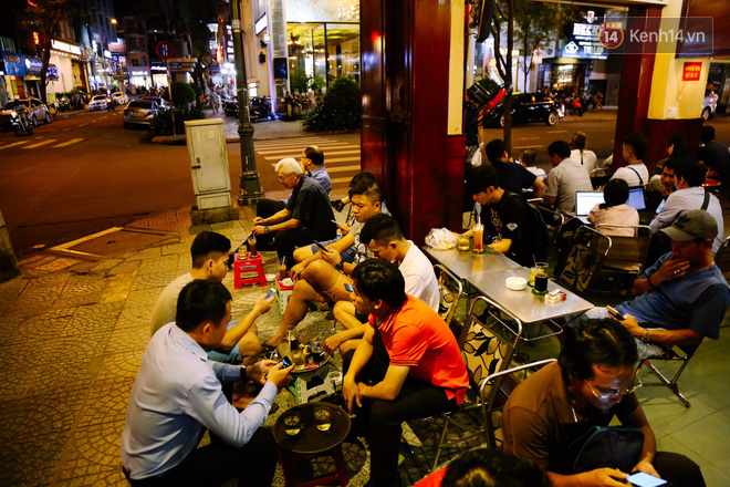 Quán cafe ở Sài Gòn mà Thủ tướng Canada ghé uống: Ông và người ngồi cùng bàn đều uống cafe sữa pha phin và khen ngon - Ảnh 6.