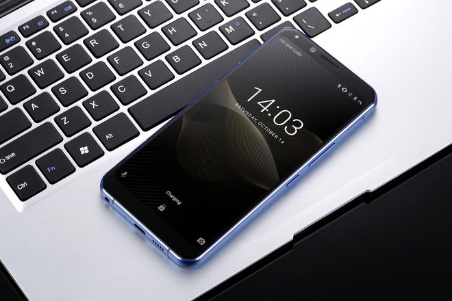 Đến Samsung Galaxy S8 nh&aacute;i của Trung Quốc cũng c&oacute; m&agrave;n h&igrave;nh cong v&ocirc; cực đầy kinh ngạc thế n&agrave;y đ&acirc;y - Ảnh 2.