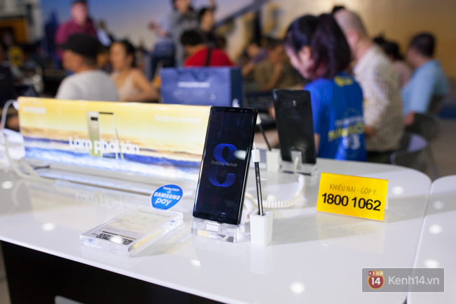 Samsung Galaxy Note8 phá kỷ lục đặt trước tại Việt Nam, 63% người dùng chọn màu Đen - Ảnh 2.