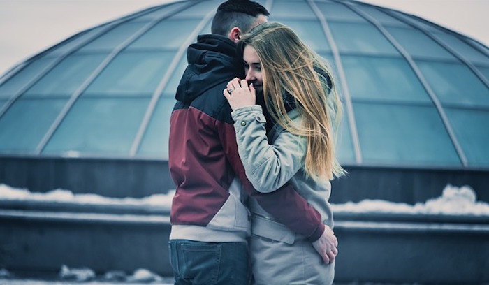 8 lý do vì sao bạn không nên thốt ra lời yêu quá sớm khi hẹn hò cùng ai đó - Ảnh 1.