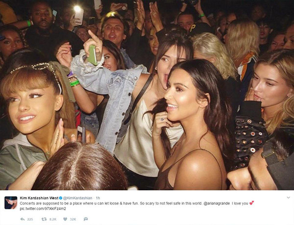 Kim Kardashian gây phẫn nộ vì đăng ảnh tiệc tùng với Ariana Grande sau vụ đánh bom - Ảnh 1.