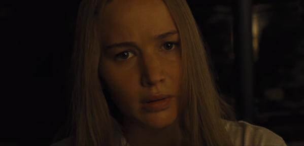 Phim kinh dị mới của Jennifer Lawrence gây chấn động giới phê bình tại LHP Venice - Ảnh 2.