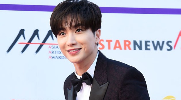 Leeteuk (Super Junior) làm MC cho Produce 101 trong vòng 2 - Ảnh 1.
