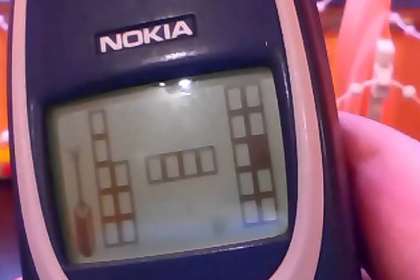 Trông thế thôi, cục gạch Nokia 3310 mới có 4 game kinh điển mà ai cũng thèm thuồng - Ảnh 3.