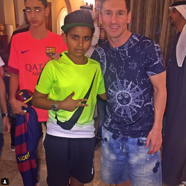 Cuộc sống toàn hàng hiệu, siêu xe, thú cưng đặc biệt và làm bạn với người nổi tiếng của cậu ấm Dubai 15 tuổi - Ảnh 3.