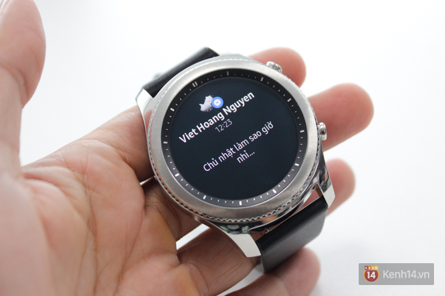 Cận cảnh smartwatch Gear S3 Classic: ngoại h&igrave;nh lịch l&atilde;m, pin tr&acirc;u hơn v&agrave; nhiều t&iacute;nh năng hữu &iacute;ch - Ảnh 8.