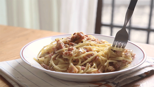 Nhân ngày Quốc tế mỳ Ý: 10 khoảnh khắc chắc chắn sẽ khiến bạn tan chảy - Ảnh 9.