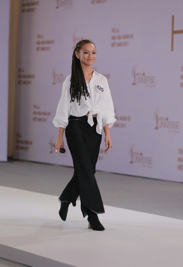 Lại diện đồ sến đi event, đến bao giờ Mai Ngô mới chịu mặc đẹp? - Ảnh 3.