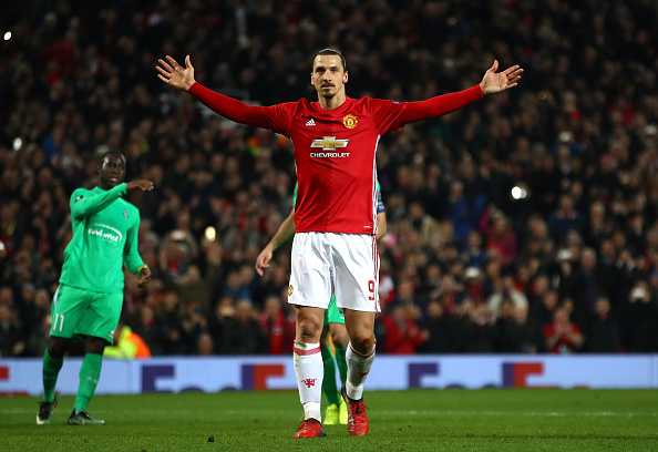 Ibrahimovic lập hat-trick, Man Utd  thắng tưng bừng tại Europa League - Ảnh 14.