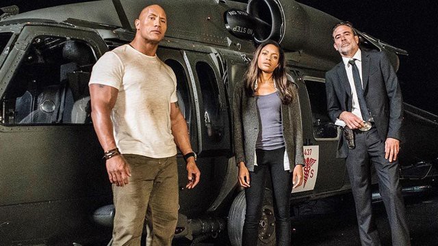 The Rock Dwayne Johnson đối đầu với Gorilla trong trailer mãn nhãn của Rampage - Ảnh 3.