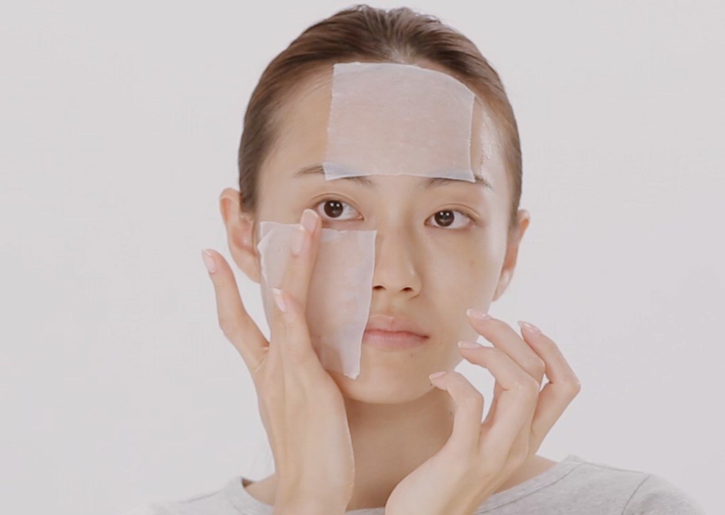 Mỗi ngày bỏ ra 3 phút làm việc này để có làn da đẹp phát hờn như người Nhật - Ảnh 2. Mỗi ngày bỏ ra 3 phút làm việc này để có làn da đẹp phát hờn như người Nhật - Ảnh 2.