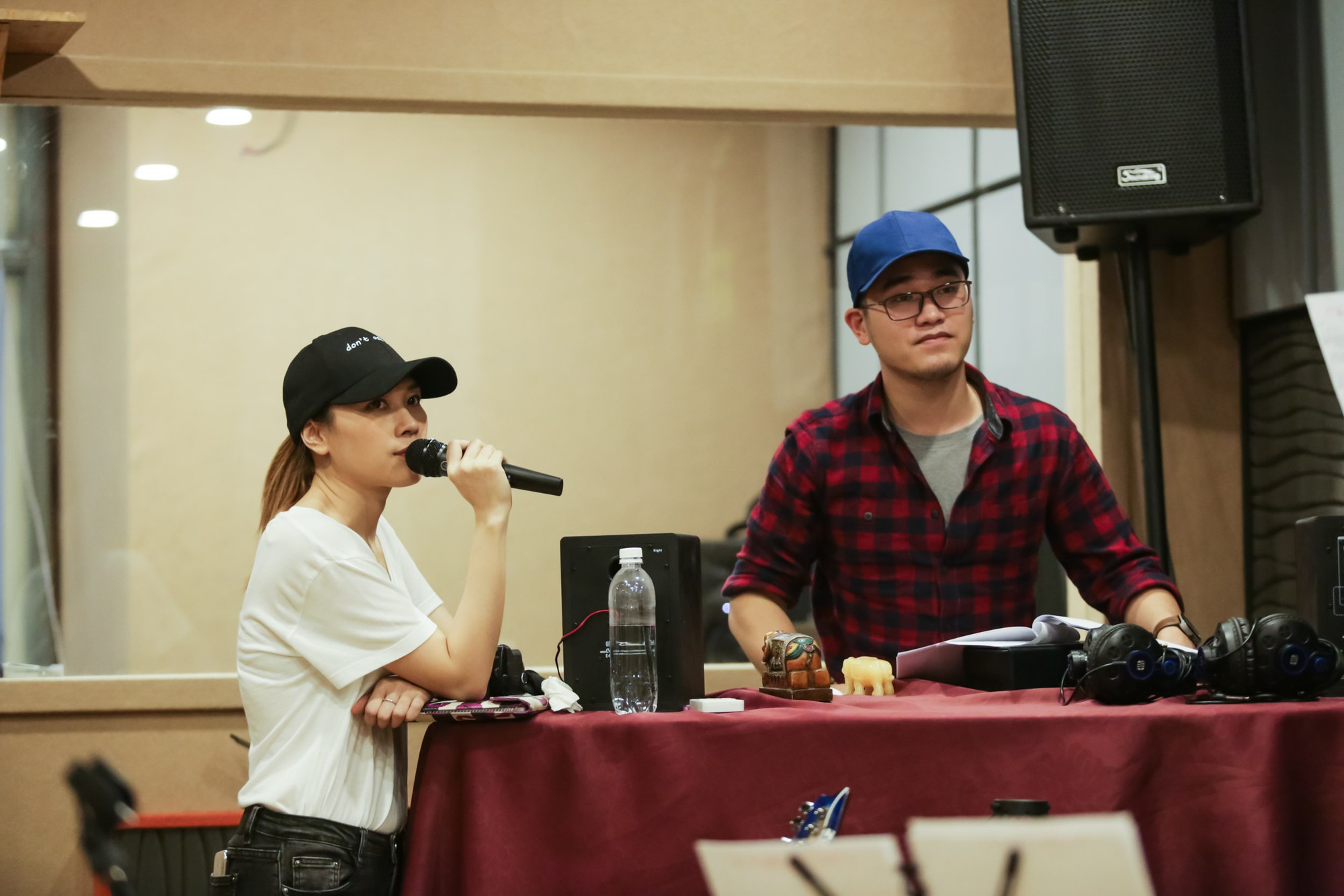 Mỹ Tâm ráo riết tập luyện cho showcase tại phố đi bộ Hà Nội, hạnh phúc vì Tâm 9 phá kỉ lục của Yesterday & Now - Ảnh 3. Mỹ Tâm ráo riết tập luyện cho showcase tại phố đi bộ Hà Nội, hạnh phúc vì Tâm 9 phá kỉ lục của Yesterday & Now - Ảnh 3.