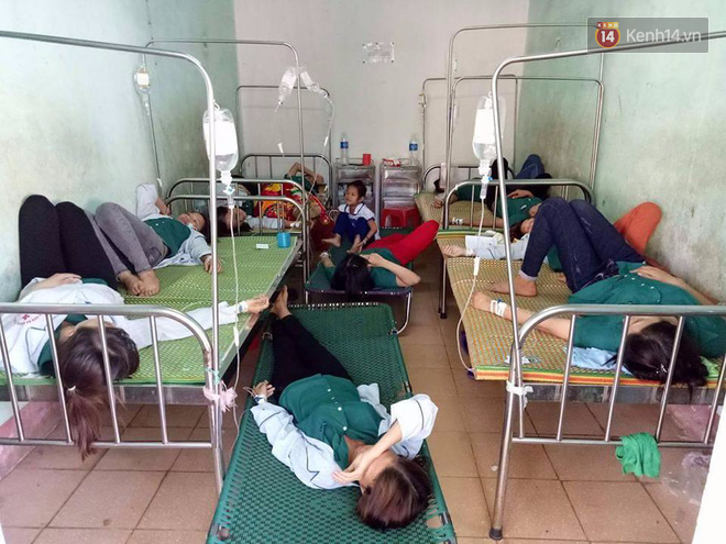 Hơn 50 công nhân ở Nghệ An nhập viện nghi bị ngộ độc sau bữa ăn trưa - Ảnh 1.