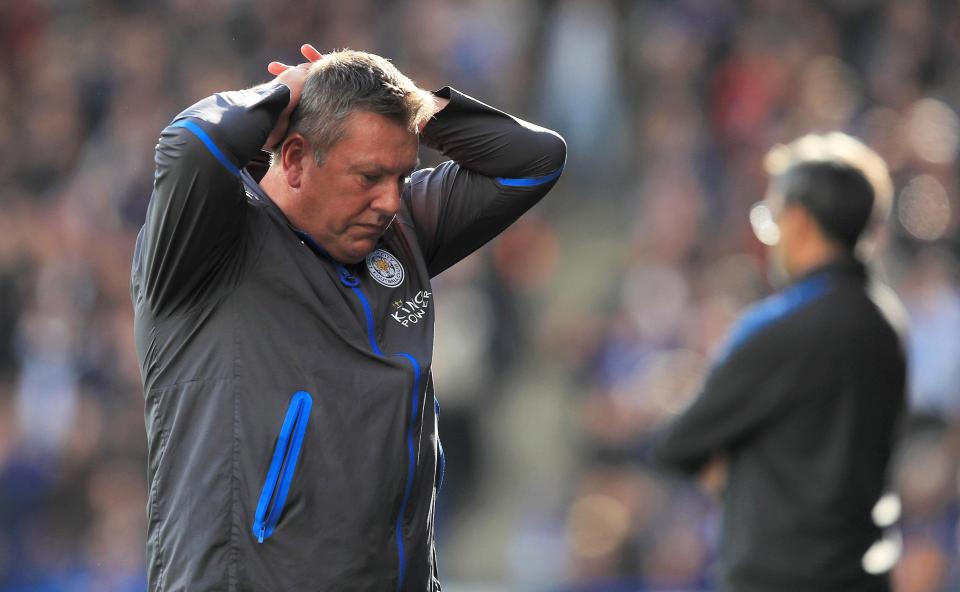 Nóng: Nhà cựu vô địch Premier League sa thải HLV Craig Shakespeare - Ảnh 1.