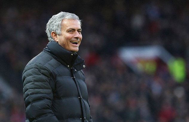 Mourinho reo vui: Học tr&ograve; của t&ocirc;i thật phi thường! - Ảnh 1.