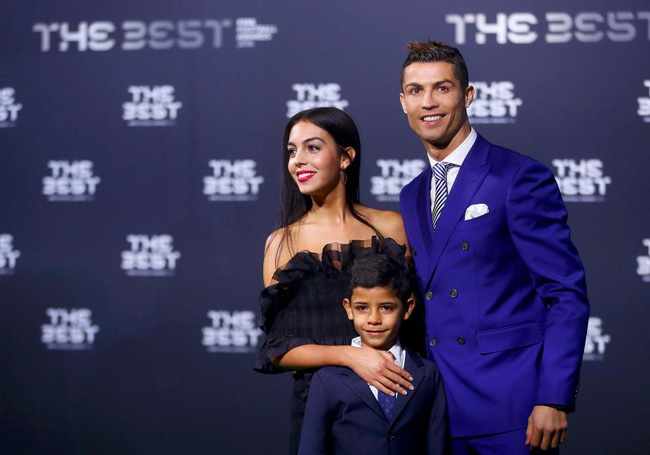 Ronaldo chỉ xếp thứ 7 trong tốp 100 cầu thủ đắt giá nhất hành tinh - Ảnh 2.