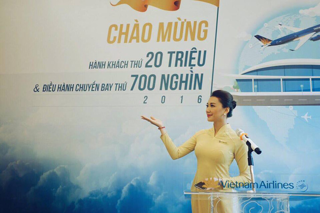Trải nghiệm đón giao thừa trên máy bay qua lời kể của những tiếp viên hàng không quốc tế xinh đẹp - Ảnh 1. Trải nghiệm đón giao thừa trên máy bay qua lời kể của những tiếp viên hàng không quốc tế xinh đẹp - Ảnh 1.