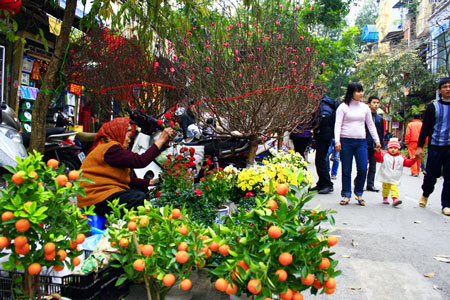 2 ngày giáp Tết Đinh Dậu: Miền Bắc trời rét về đêm và sáng sớm, miền Trung mưa rải rác - Ảnh 1.