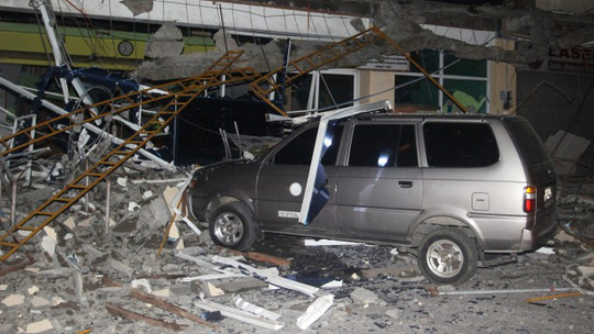Thương vong tăng nhanh trong trận động đất ở Philippines - Ảnh 2.