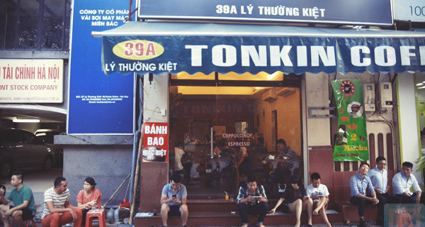 Không thể gượng dậy sau khủng hoảng, chuỗi cà phê Tonkin vừa phải bán mình với giá 1 triệu USD - Ảnh 1.