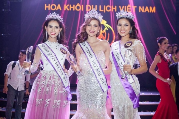 Vừa đăng quang Á khôi, học trò Phạm Hương đã mất danh hiệu - Ảnh 2.