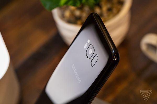 Cận cảnh Samsung Galaxy S8 và S8+: Đẹp quá Samsung ơi! - Ảnh 3.