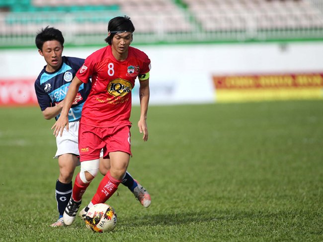 Tuấn Anh trở lại, v&igrave; SEA Games n&ecirc;n vừa đ&aacute; vừa run? - Ảnh 1.