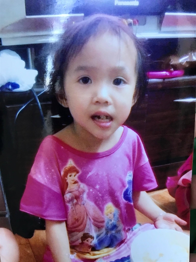 B&eacute; g&aacute;i 6 tuổi mất t&iacute;ch b&iacute; ẩn trong cơn mưa tr&aacute;i m&ugrave;a chiều 4/4 - Ảnh 2.