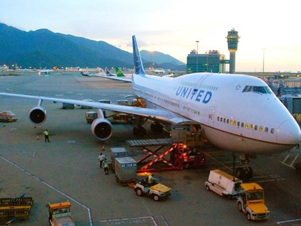 12.500 phi công United Airlines gửi thư trần tình vụ bác sĩ Dao - Ảnh 1.