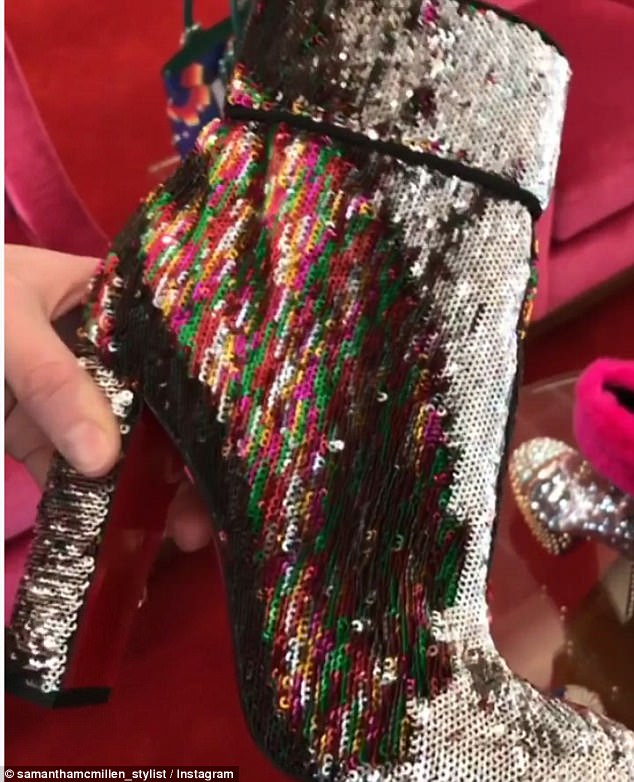 Christian Louboutin sắp tung đôi giày ảo diệu nhất từ trước đến giờ - Ảnh 3. Christian Louboutin sắp tung đôi giày ảo diệu nhất từ trước đến giờ - Ảnh 3.