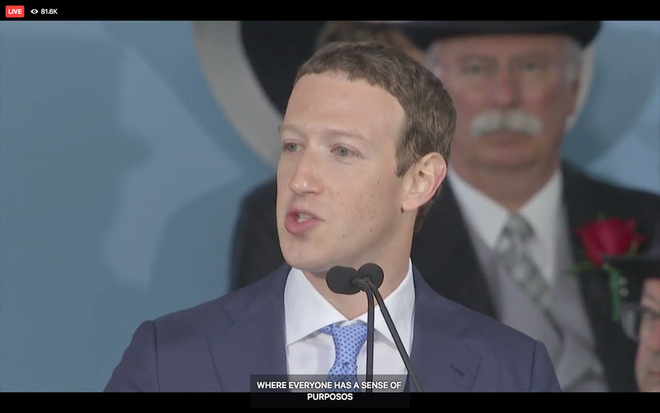 Mark Zuckerberg biểu diễn tính năng chuyển giọng nói thành văn bản để livestream diễn văn Tốt nghiệp, kết quả thì ôi thôi thảm họa không tin được - Ảnh 2.