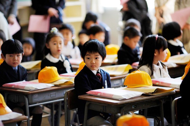 Tháng 4 và tháng 6 hàng năm, giáo viên tiểu học ở Nhật sẽ đến thăm nhà từng học sinh để làm một việc... - Ảnh 2.