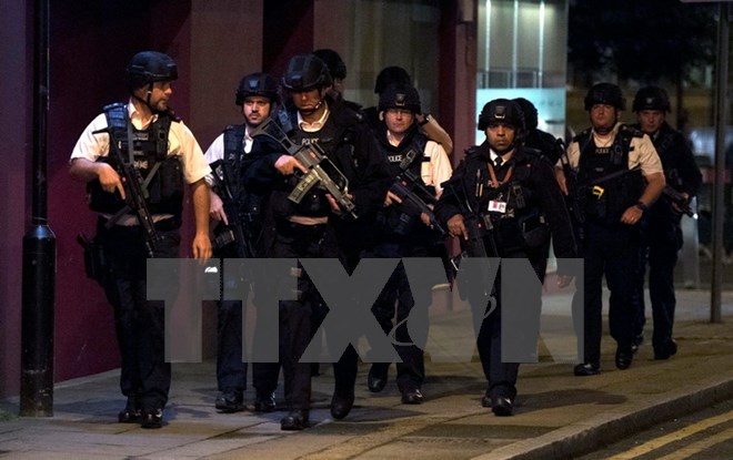 Cảnh sát Anh tuyên bố các vụ tấn công ở London là khủng bố - Ảnh 1.