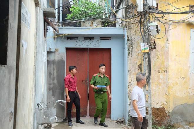 Người mẹ nghi giết con đẻ 33 ngày tuổi ở Hà Nội có thể đối diện mức án tử hình - Ảnh 1.