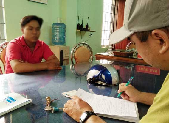 Lời khai của nam thanh niên dùng mũ bảo hiểm đánh người phụ nữ ở Đồng Nai - Ảnh 2.