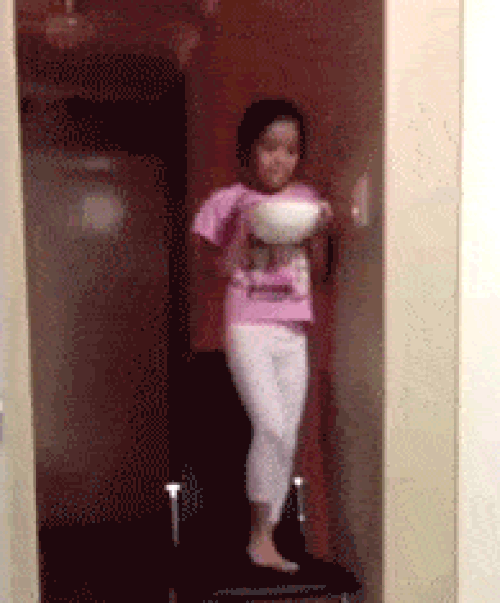 16 pha chơi khăm o&aacute;i oăm cho thấy quả b&aacute;o l&agrave; c&oacute; thật - Ảnh 3.