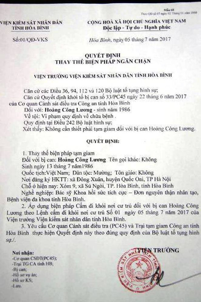 Bác sĩ bệnh viện Đa khoa Hòa Bình rơi nước mắt khi biết tin bác sĩ Lương được tại ngoại - Ảnh 3.