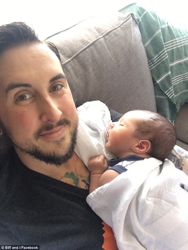 Người đàn ông chuyển giới vừa sinh hạ một bé trai xinh xắn sau lần sảy thai đau đớn trước đó - Ảnh 2.