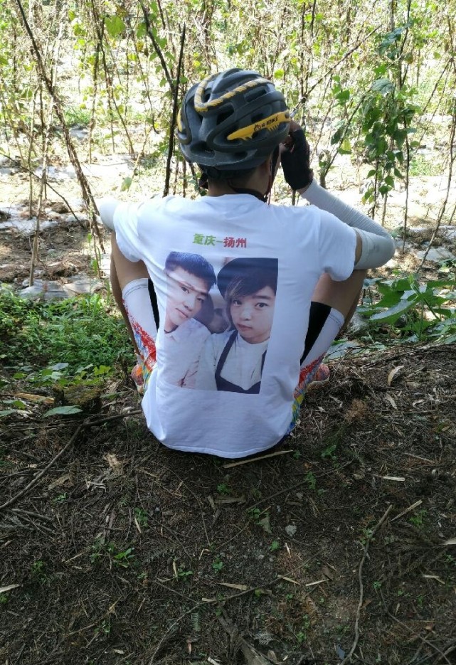 Muốn người y&ecirc;u cũ quay lại, ch&agrave;ng trai quyết t&acirc;m đạp xe 1800 km đến tận nh&agrave; bạn g&aacute;i tỏ t&igrave;nh  - Ảnh 2.