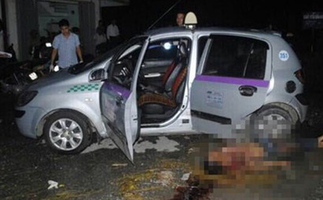 H&agrave; Nội: T&agrave;i xế bị cướp d&ugrave;ng dao đ&acirc;m v&agrave;o mặt, lấy tiền, điện thoại v&agrave; xe taxi - Ảnh 1.