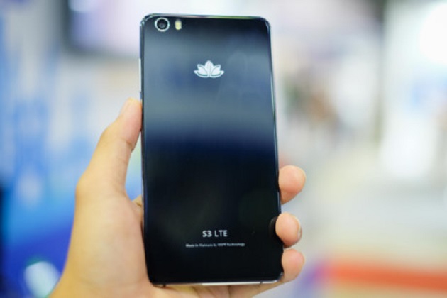 Hóa ra thiết kế Bphone 2017 lại giống hệt một chiếc smartphone Việt khác giá 4 triệu, nhìn hình ảnh này là rõ - Ảnh 1.