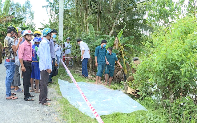 Thi thể người đàn ông trôi trên sông Cái Tàu - Ảnh 1.