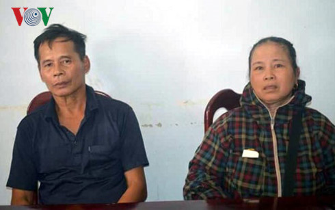 Gây tai nạn, vợ chồng lái xe tải sơn lại xe để đối phó với công an - Ảnh 1. Gây tai nạn, vợ chồng lái xe tải sơn lại xe để đối phó với công an - Ảnh 1.