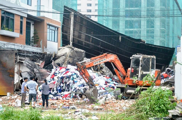 Vụ chiến sĩ PCCC hy sinh khi l&agrave;m nhiệm vụ ở S&agrave;i G&ograve;n: Nguy&ecirc;n nh&acirc;n g&acirc;y ch&aacute;y nh&agrave; l&agrave; do... nhang muỗi - Ảnh 1.